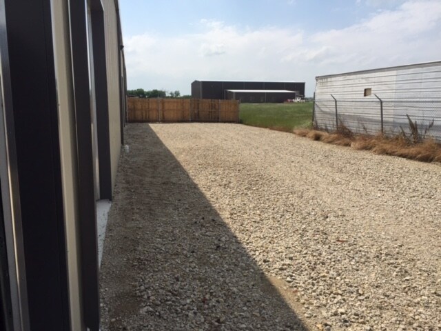 More Photos Of 616 County Road 4841, Haslet Warehouse For Lease