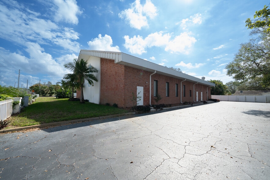 More Photos Of 3500 13th Ave N, Saint Petersburg Religious Facility For Sale