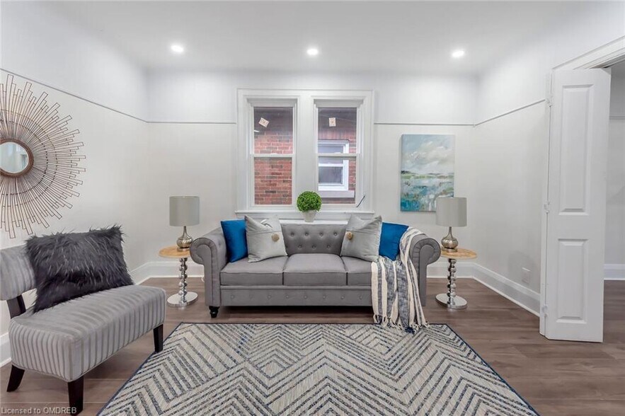 More Photos Of 104 Longwood Rd S, Hamilton Multifamily For Sale