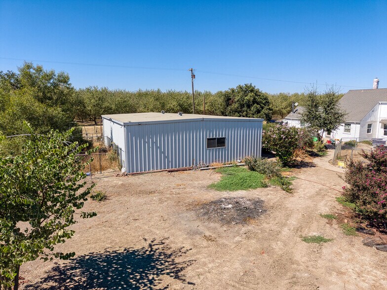 More Photos Of 743 College City Rd, Arbuckle Apartments For Sale