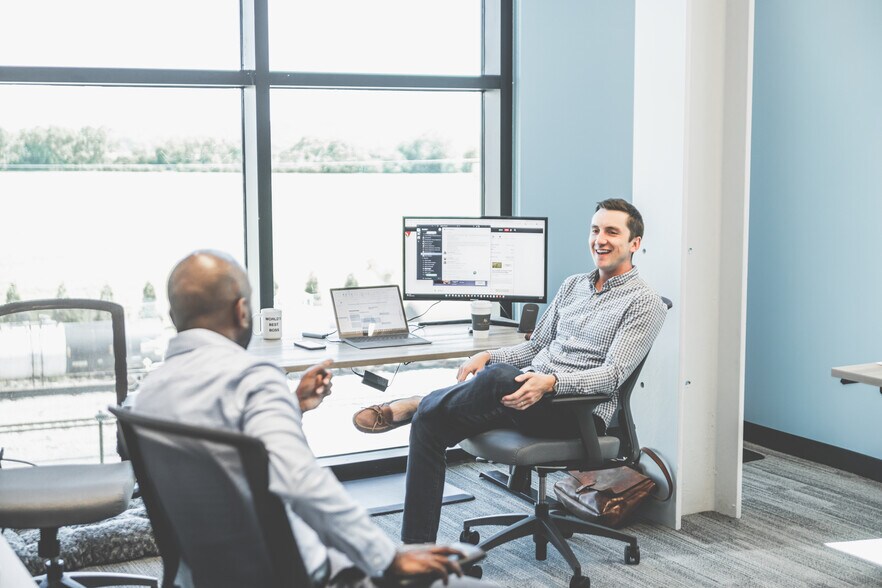 More Photos Of 4900 Centennial Blvd, Nashville Office For Sale