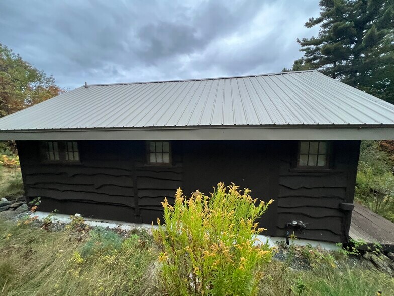 More Photos Of 713 Lewis Hill rd, Bethlehem Multifamily For Sale