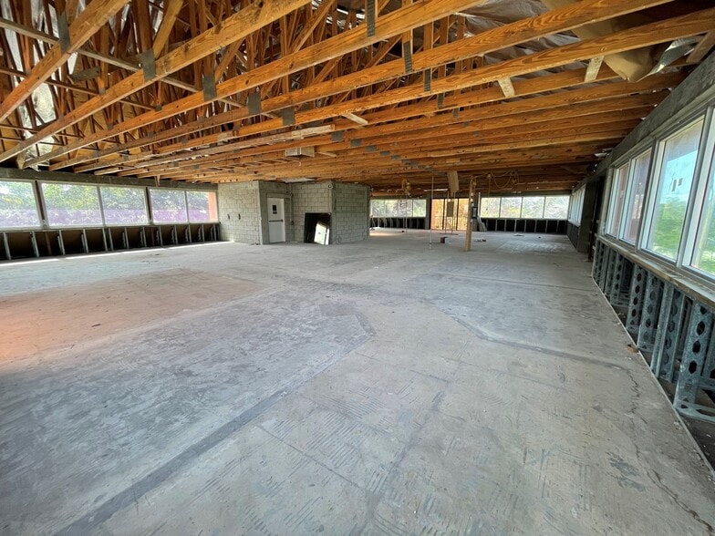 More Photos Of 500 SE Osceola St, Stuart Medical For Sale