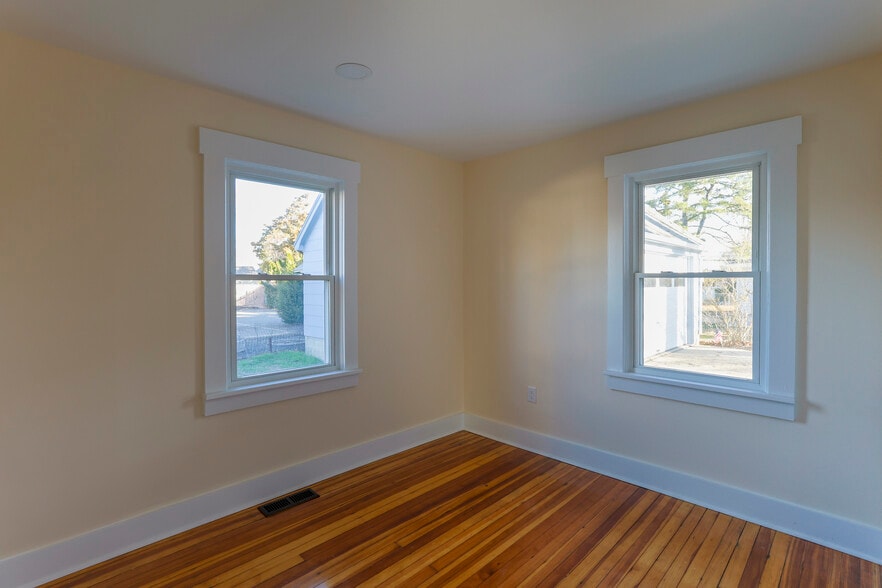 More Photos Of 153 Atlantic City Blvd, Beachwood Office Residential For Sale