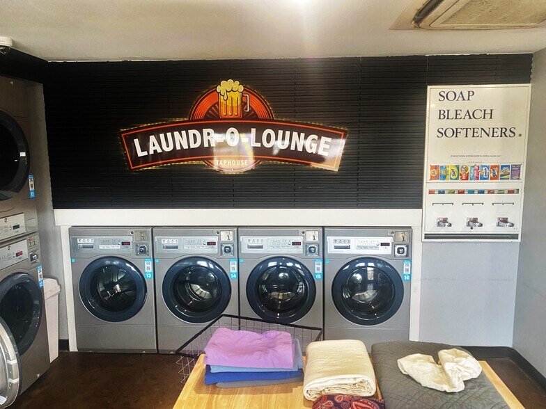 More Photos Of 975 Campbell St, Baker City General Retail For Sale