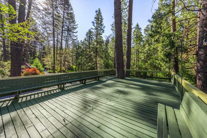 More Photos Of 26345 Delano Dr, Idyllwild-Pine Cove Hotel For Sale