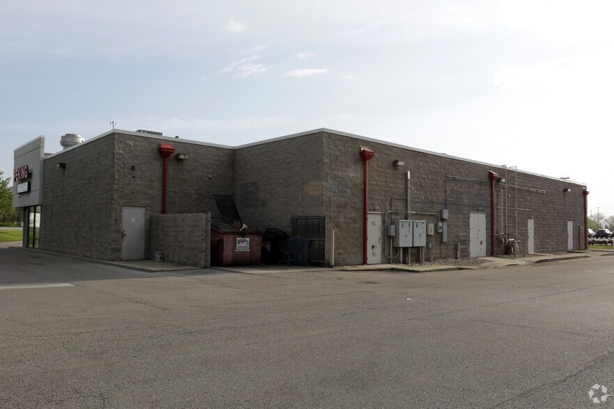 More Photos Of 835 Beachway Dr, Indianapolis Unknown For Lease