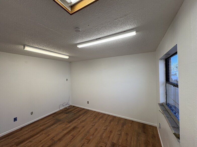 More Photos Of 5634-5636 Newland Way, Arvada Industrial For Sale