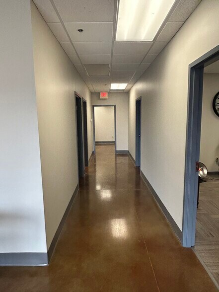More Photos Of 3333 Aspen Grove Dr, Franklin Office For Sale