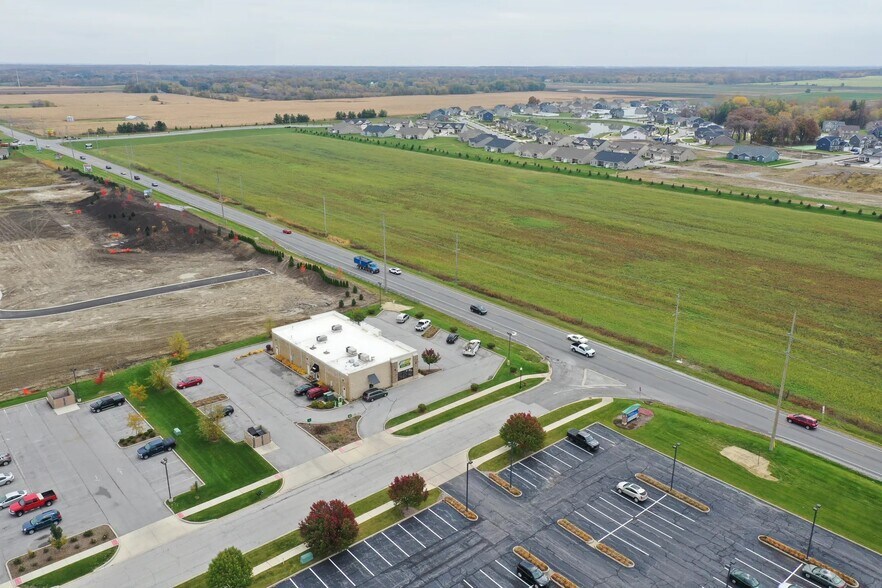 More Photos Of 10927 Parrish Ave, Cedar Lake Fast Food For Lease