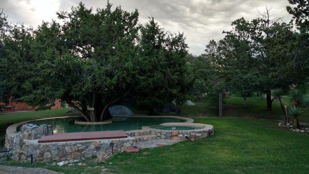 More Photos Of 1170 Rancho Robles Rd, Oracle Hotel For Sale