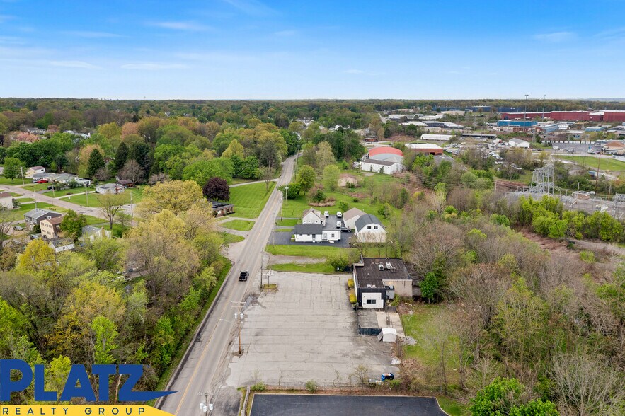 More Photos Of 169 S Four Mile Run Rd, Austintown Bar For Sale