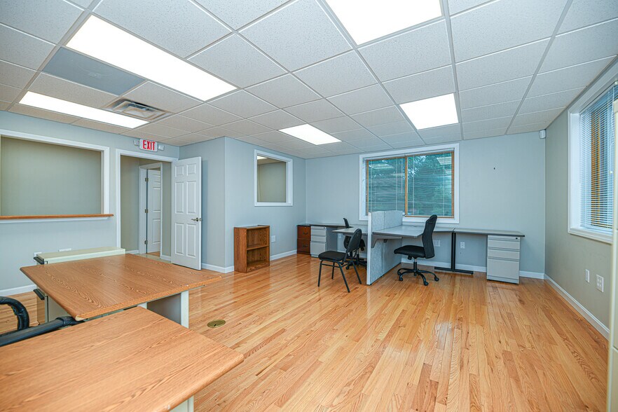 More Photos Of 106 Tyngsboro Rd, North Chelmsford Fast Food For Sale