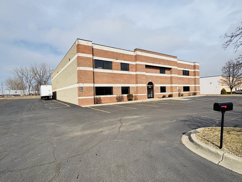Primary Photo Of 25710 Northline Rd, Taylor Warehouse For Lease