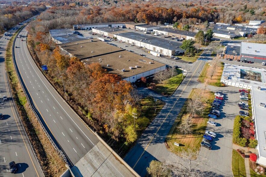 More Photos Of 36 Sword St, Auburn Warehouse For Lease
