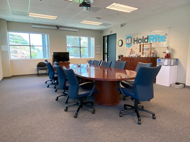 More Photos Of 14284 Danielson St, Poway Office For Sale