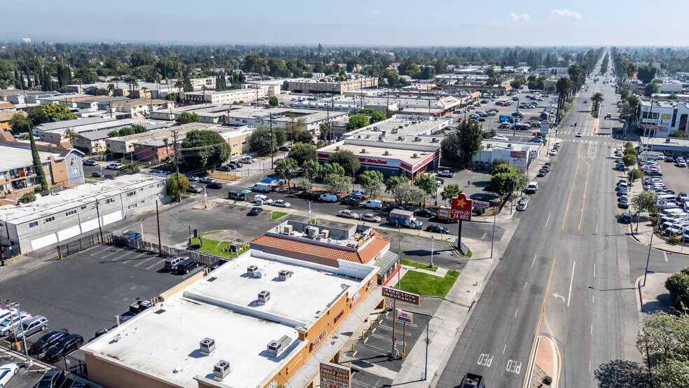 More Photos Of 21201 Sherman Way, Canoga Park Fast Food For Sale