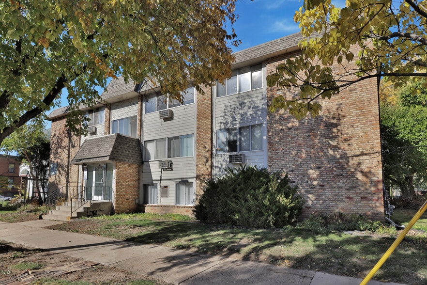 Primary Photo Of 1314 W 28th St, Minneapolis Apartments For Sale