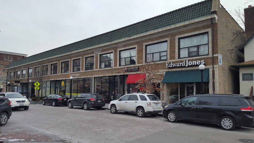 Primary Photo Of 200 S Marion St, Oak Park Storefront Retail Office For Lease