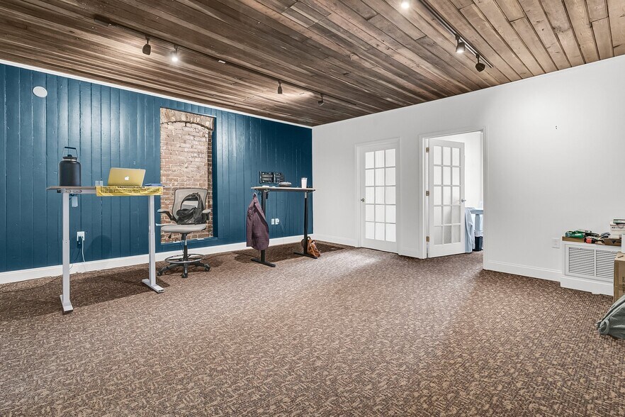 More Photos Of 12 Gillon St, Charleston Office For Lease