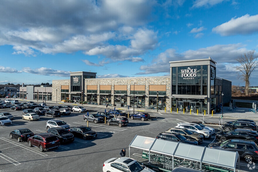 More Photos Of 600 Evergreen Way, South Windsor Unknown For Lease