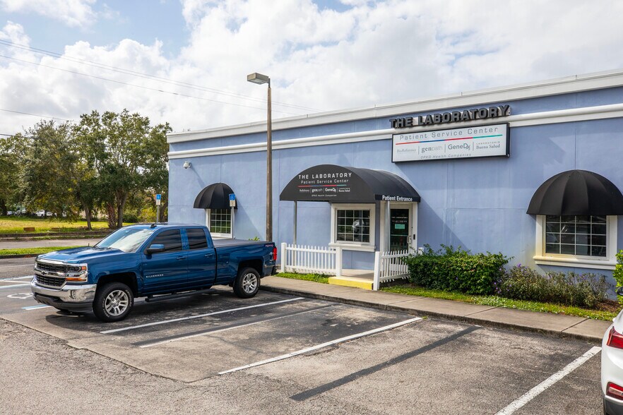 More Photos Of 27 E Hibiscus Blvd, Melbourne Medical For Sale