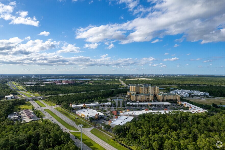 More Photos Of 15591 Vineland Rd, Orlando Unknown For Lease