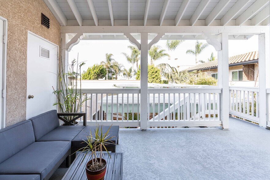 More Photos Of 4851-4855 Narragansett Ave, San Diego Apartments For Sale