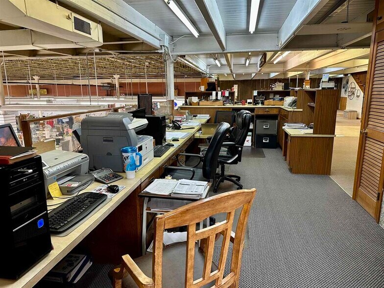 More Photos Of 914 Superior Ave, Tomah Freestanding For Sale