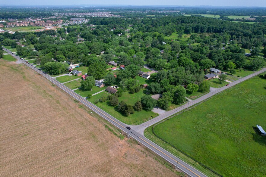 More Photos Of 131 Kingwood Ln, Rockvale Flex For Sale