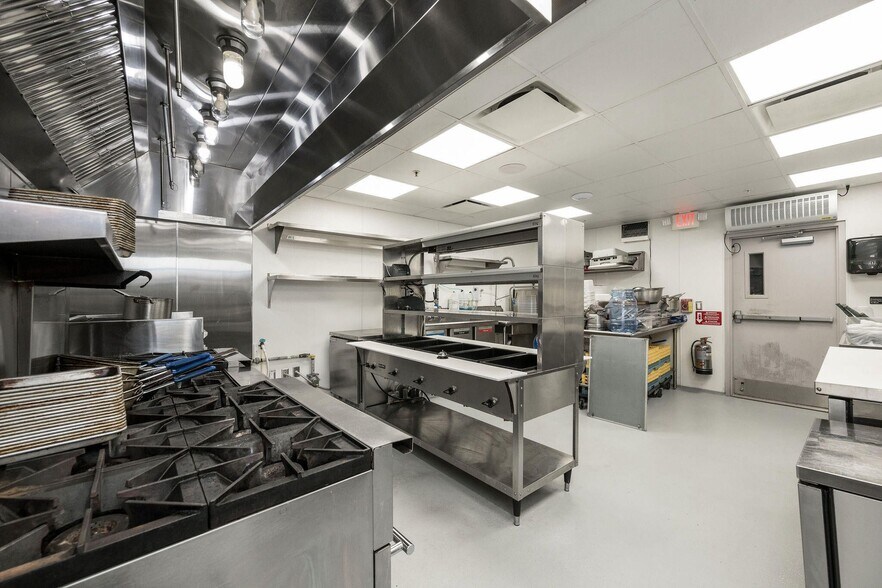 More Photos Of 532 Margaret St, Key West Restaurant For Sale