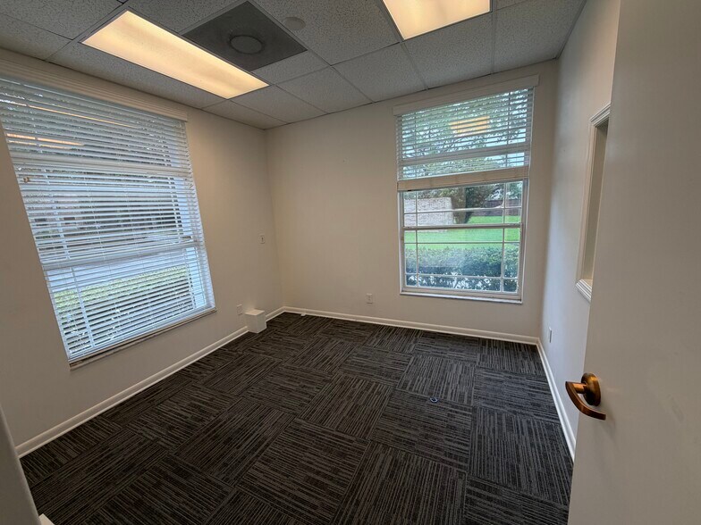 More Photos Of 635 Primera Blvd, Lake Mary Medical For Lease