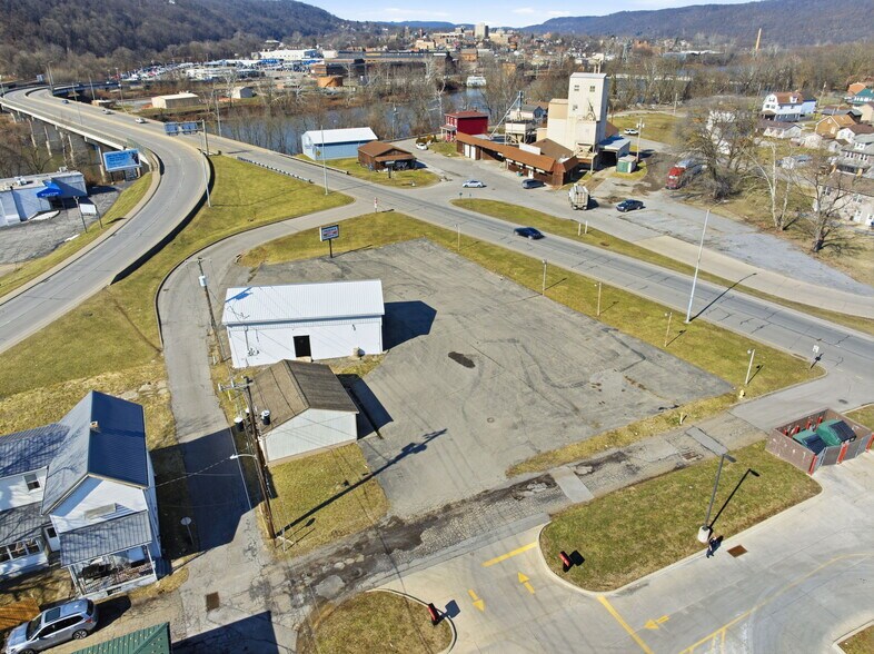More Photos Of 400 5th Ave, New Brighton Auto Repair For Sale