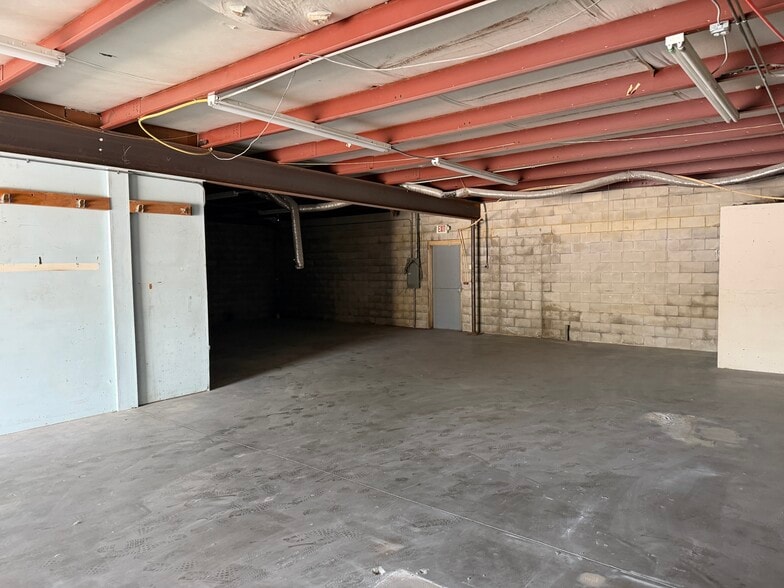 More Photos Of 1706 N Magnolia Ave, Ocala Storefront For Sale