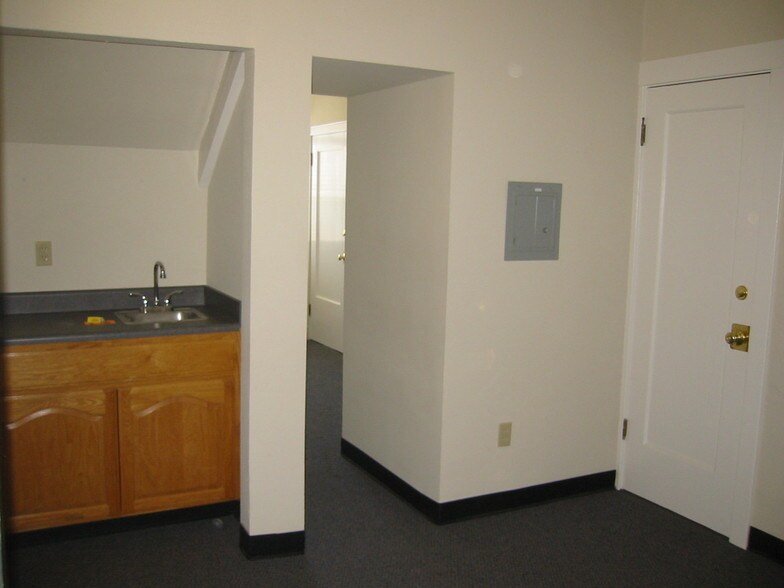 More Photos Of 141 I St, Fremont Office Residential For Lease