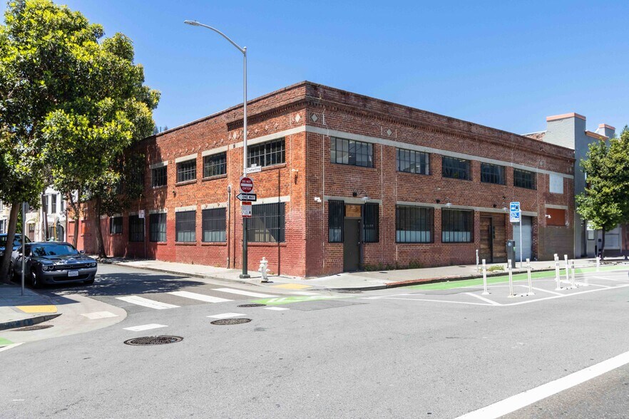 Primary Photo Of 260 8th St, San Francisco Service For Sale