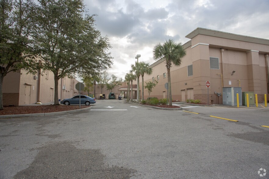 More Photos Of 15265-15275 Collier Blvd, Naples General Retail For Lease