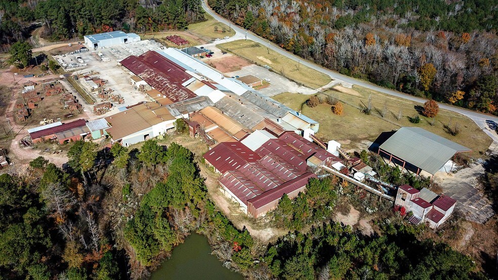 More Photos Of 6250 Coosada Rd, Coosada Manufacturing For Sale