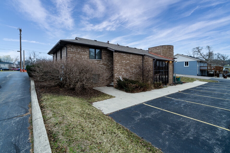 More Photos Of 7345 Far Hills Ave, Dayton Medical For Lease