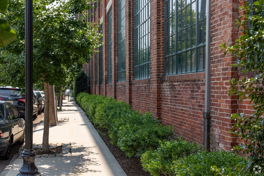 More Photos Of 21 Clark St, Trenton Unknown For Lease