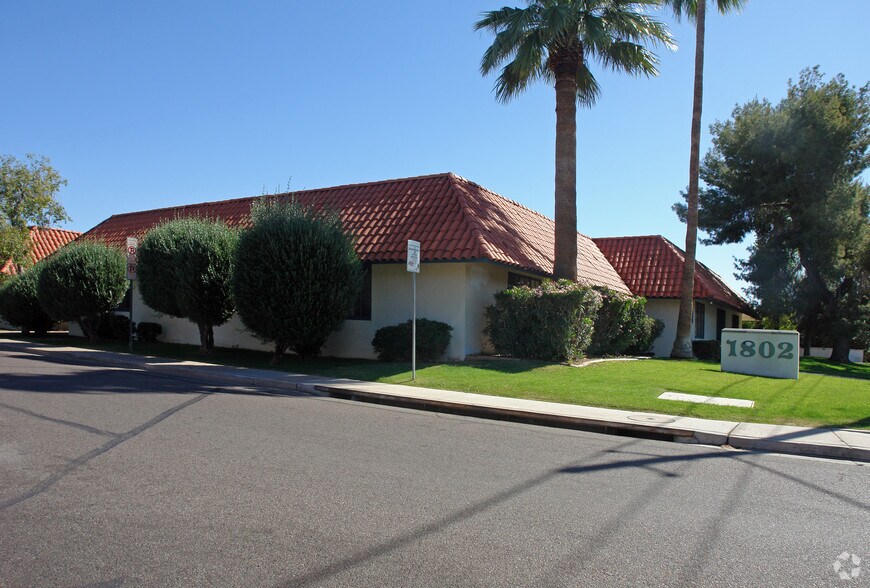 More Photos Of 1802 E Thomas Rd, Phoenix Medical For Sale
