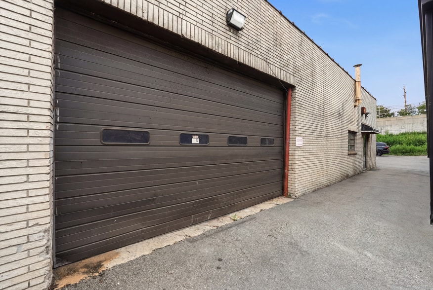 More Photos Of 21 Highway 17, East Rutherford Industrial For Lease
