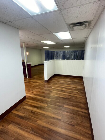 More Photos Of 103 Bruce Professional Park, Mount Sterling Medical For Lease
