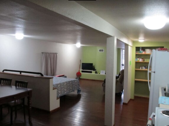 More Photos Of 405 Cantu St, Del Rio Lodge Meeting Hall For Sale