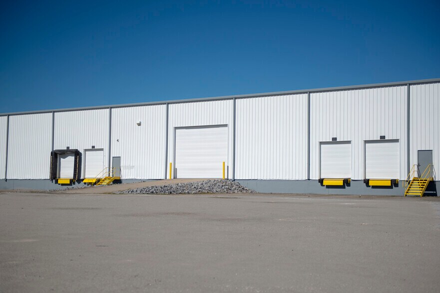 More Photos Of 1173 Progress Way, Maysville Warehouse For Lease