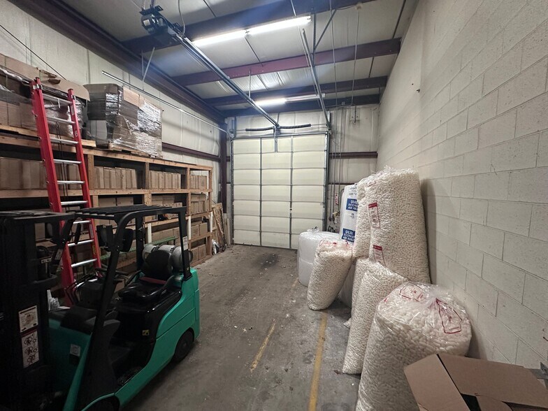 More Photos Of 2883 Aero Park Dr, Traverse City Warehouse For Sale