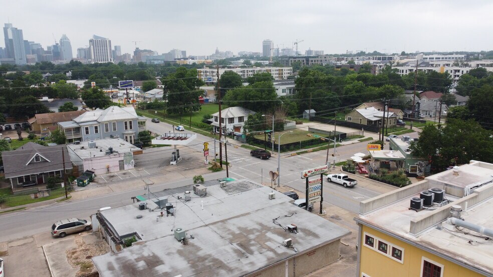 More Photos Of 1901 E Cesar Chavez St, Austin Loft Creative Space For Lease