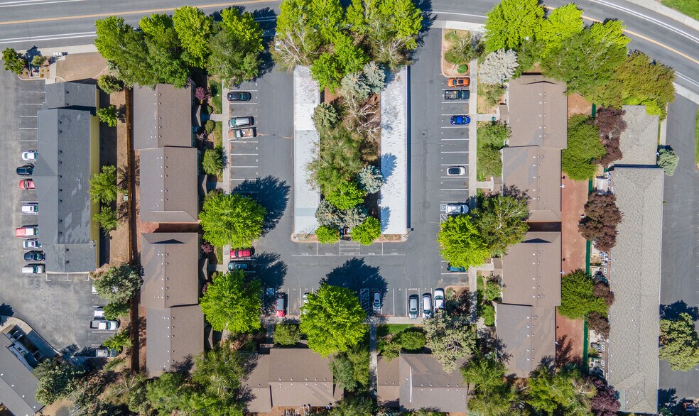 More Photos Of 1330 NE Purcell Blvd, Bend Apartments For Sale