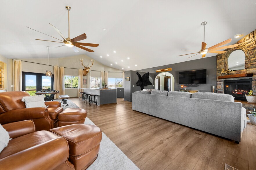 More Photos Of 7056 Bustin Dutch Trl, Show Low Multifamily For Sale