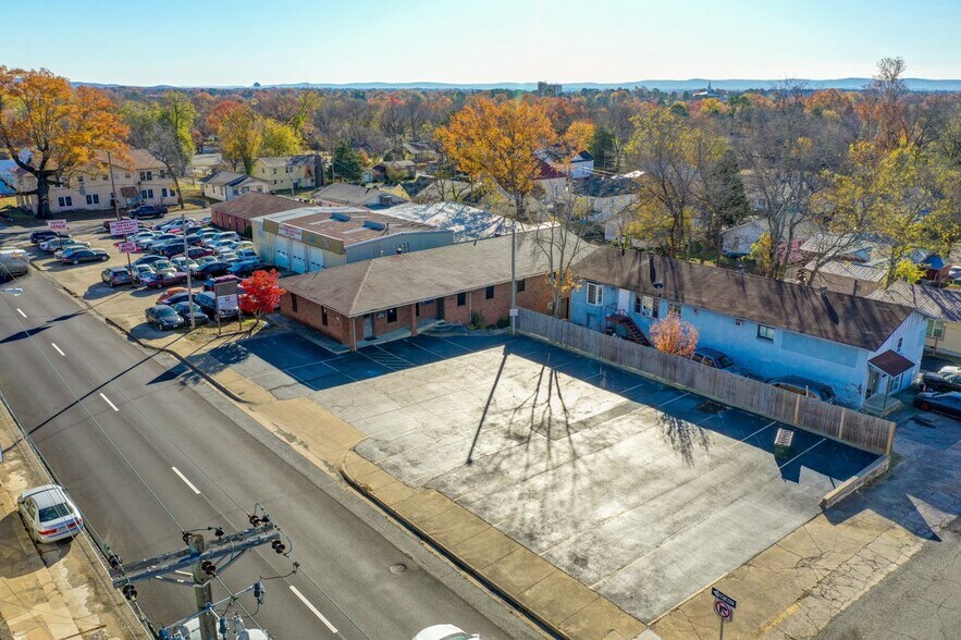 More Photos Of 715 Hobson Ave, Hot Springs National Park Office For Lease